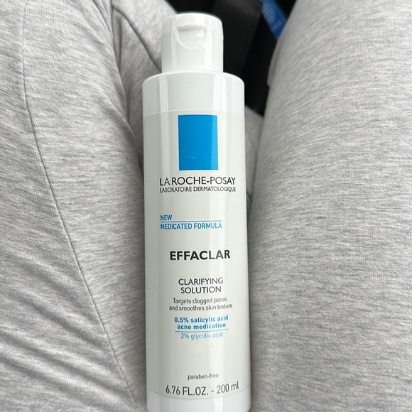 la roche-posay  Skincare  Effaclar Clarifying Solution With Salicylicacid Acne Toner 676fl 